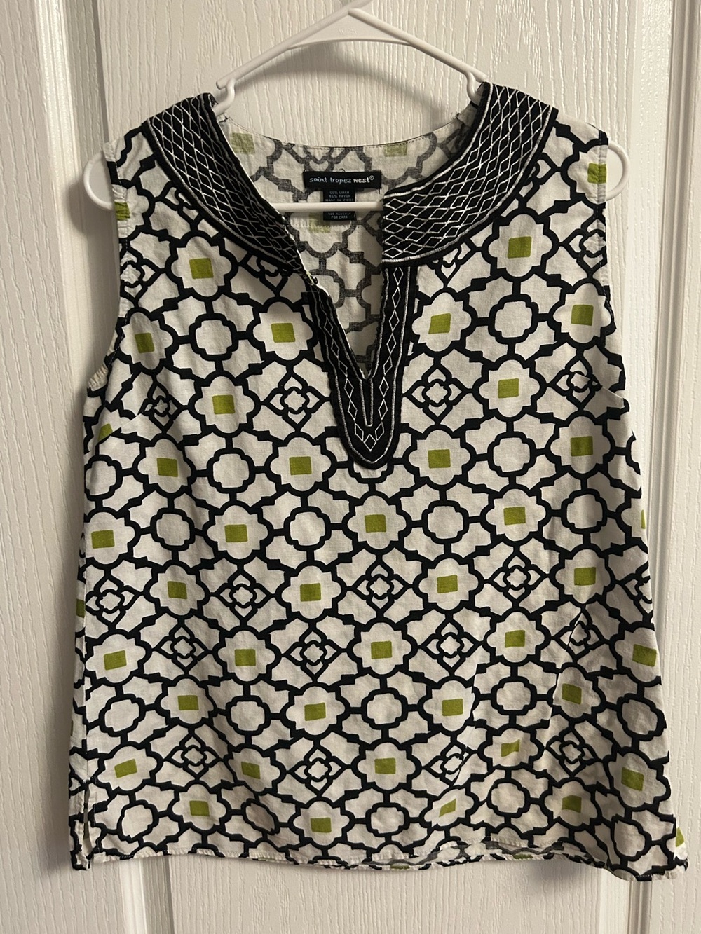 Saint Tropez West Black & White Sleeveless Camisole with Green Accents